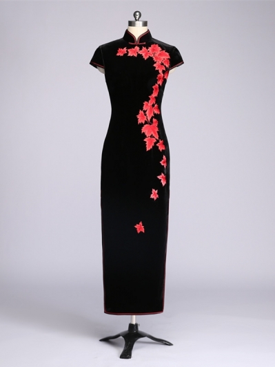 黑色红枫叶刺绣旗袍
