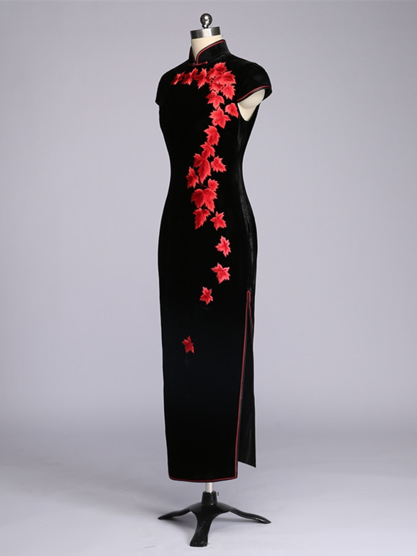 黑色红枫叶刺绣旗袍